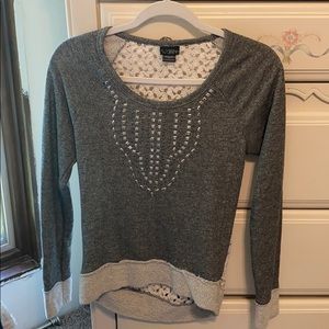 Gray long sleeve blouse